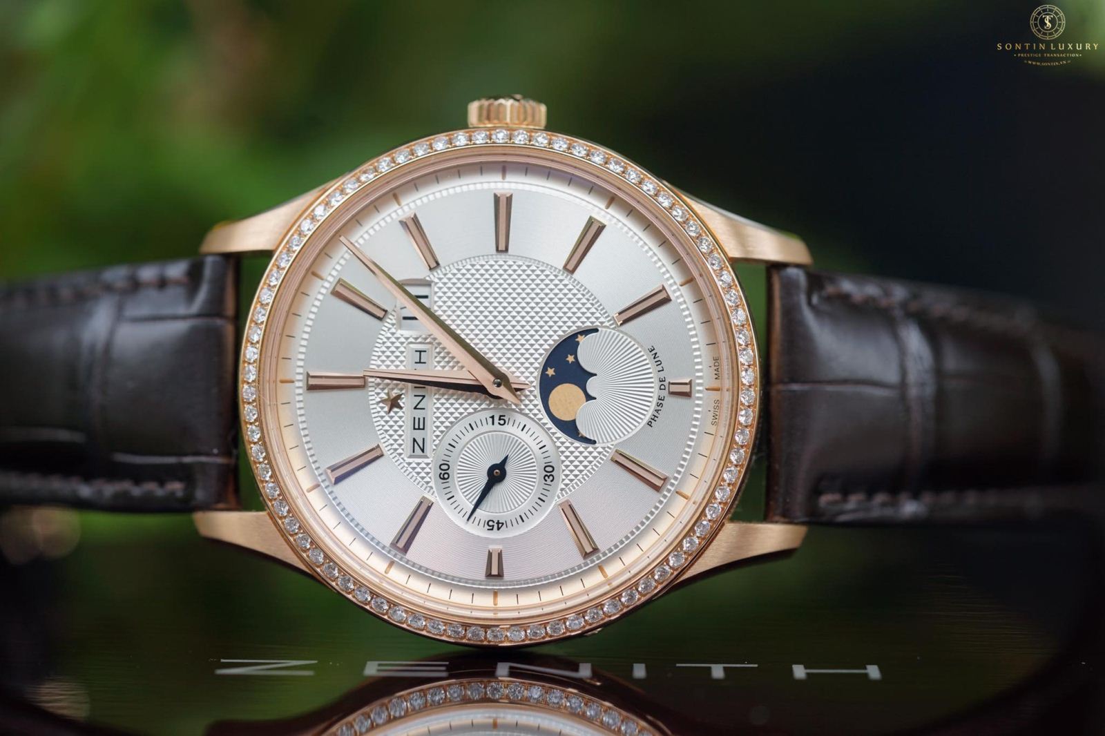 đồng hồ Zenith Captain Moonphase